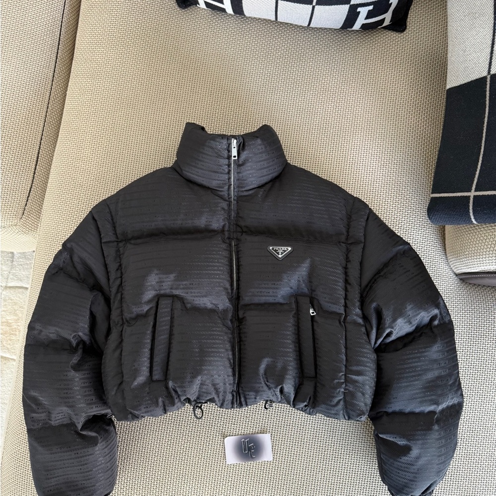 PRADA Re-Nylon Cropped Down Printed Jacket w/Detachable Sleeves Prada Sz 40/US 6